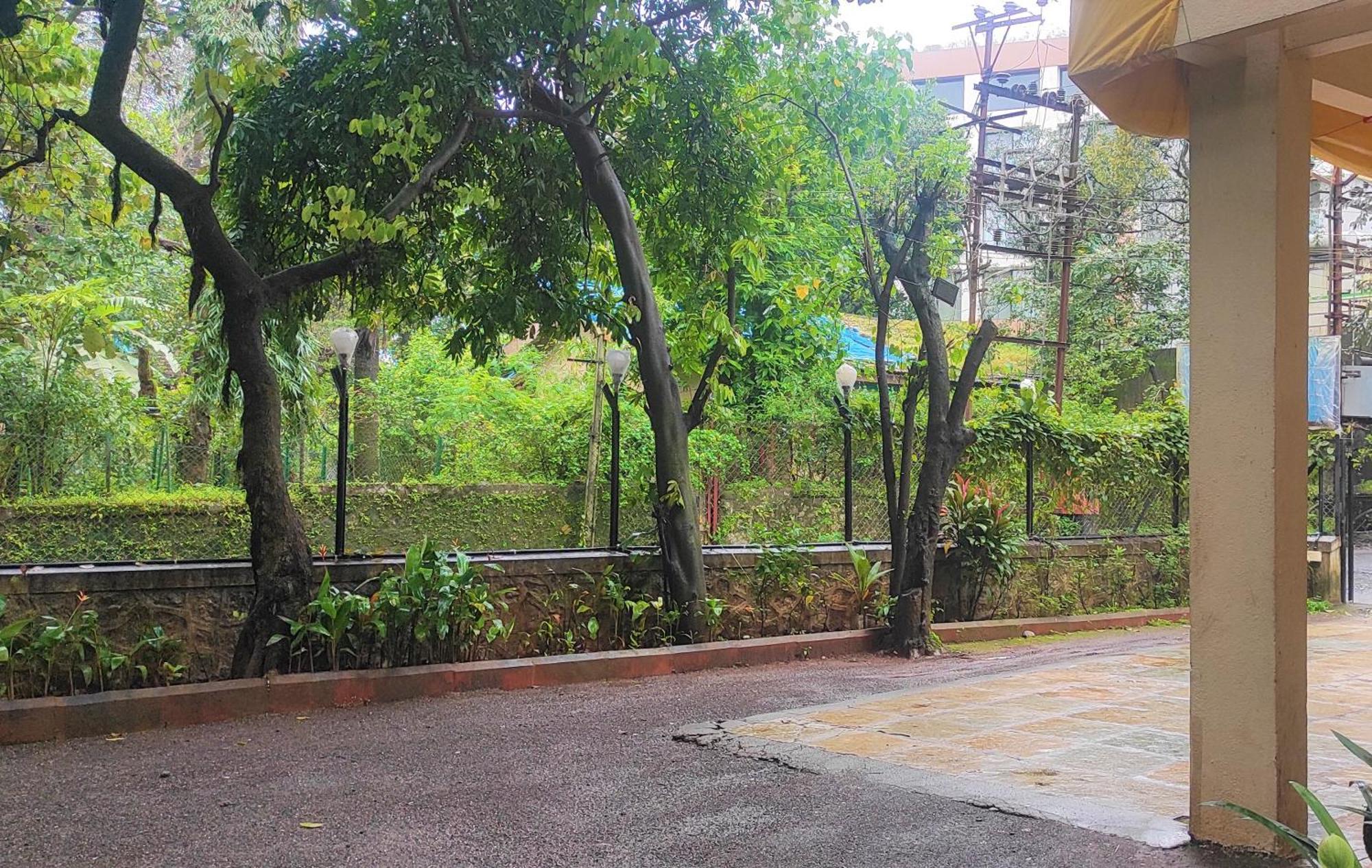 Hotel Matruchhaya - Near Lonavala Market Railway And Bus Station Екстериор снимка